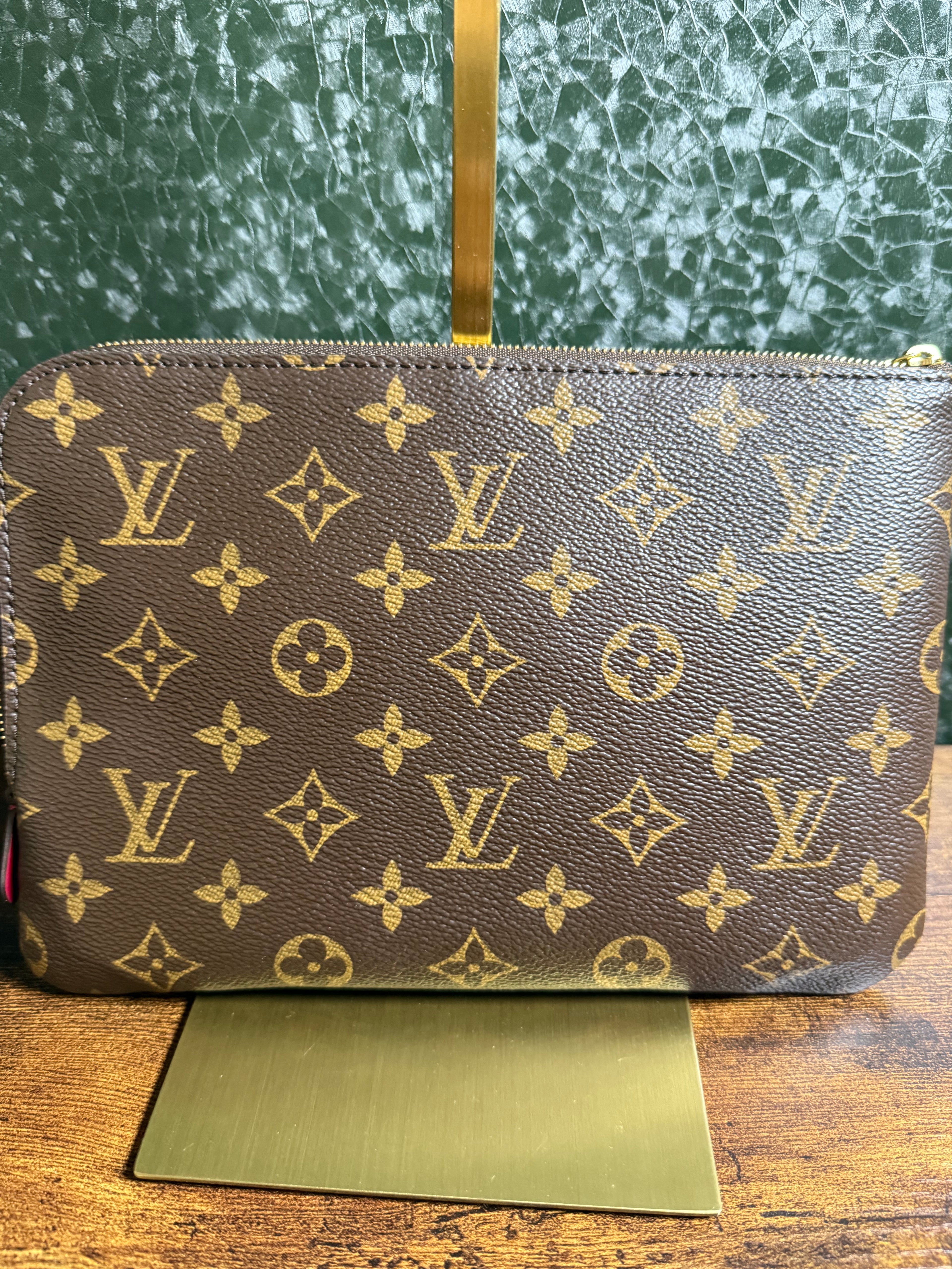 Louis Vuitton Etuí Voyage PM Monogram Canvas Pouch Clutch