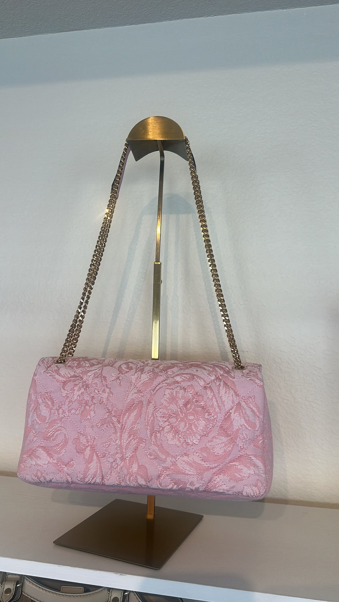 VERSACE La Medusa Baroque Jacquard Shoulder Bag – Pink & Gold Hardware