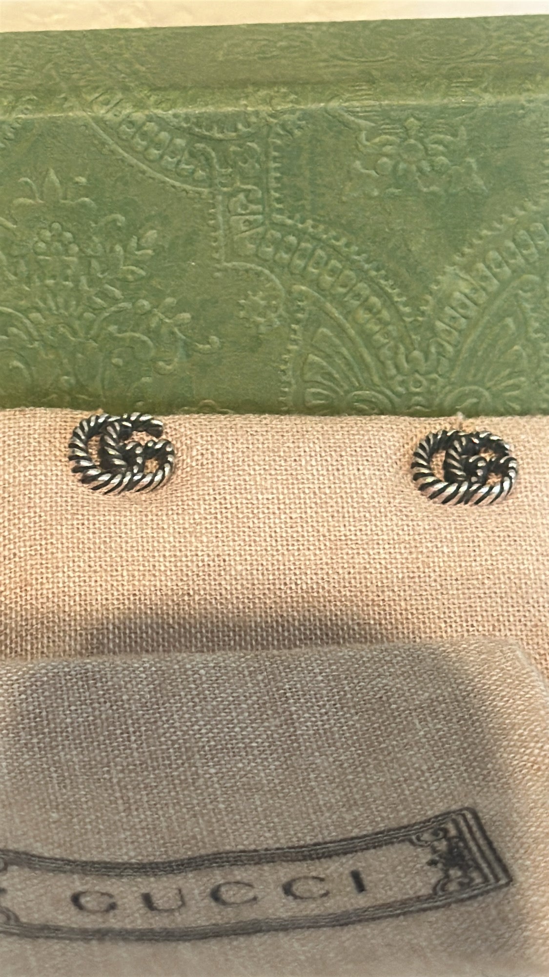Gucci Double G Stud Earrings – Aged Sterling Silver Rope Logo