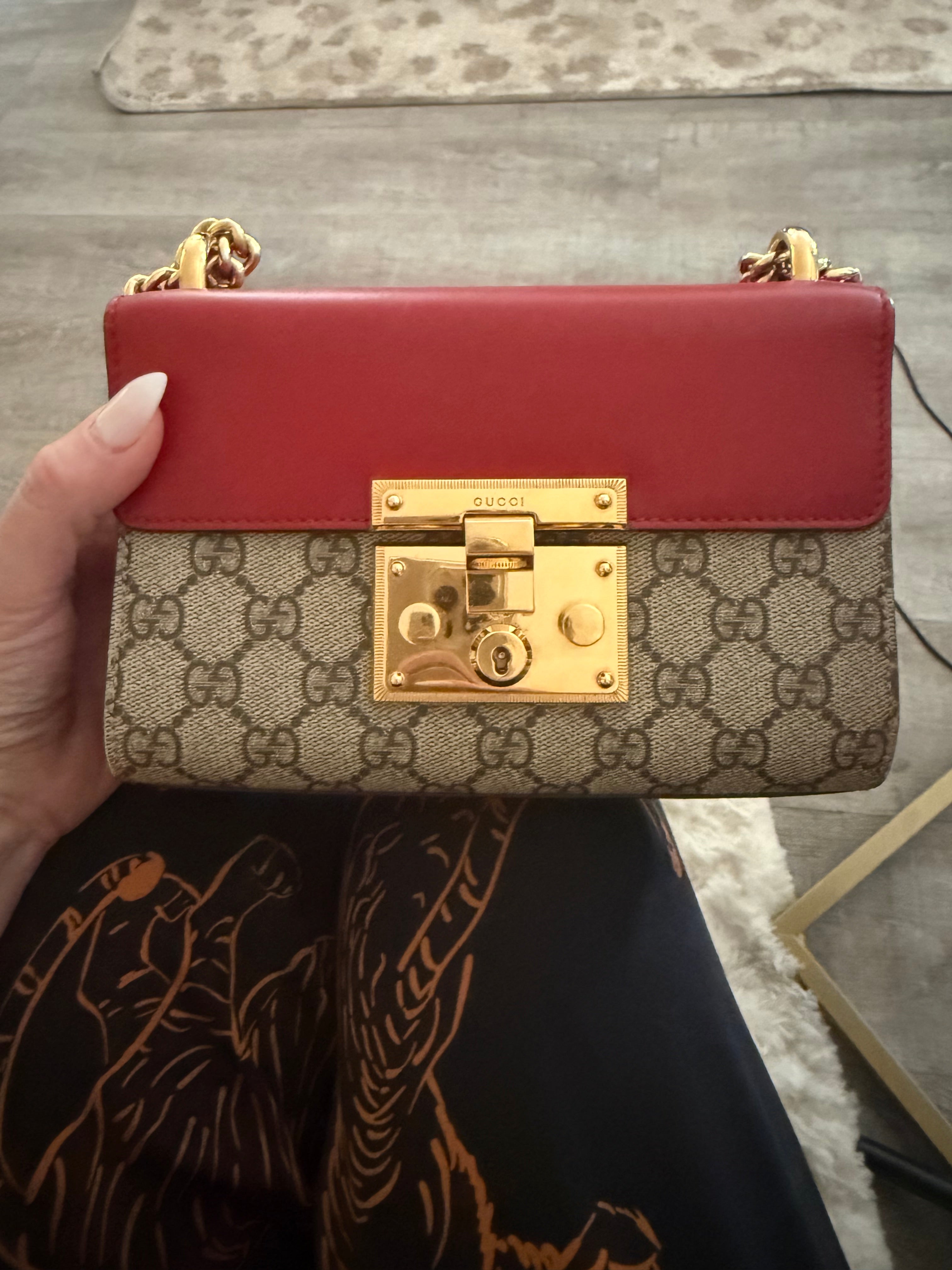 Gucci Padlock GG Supreme Shoulder Bag Red Leather | Gold Lock Crossbody Designer Bag