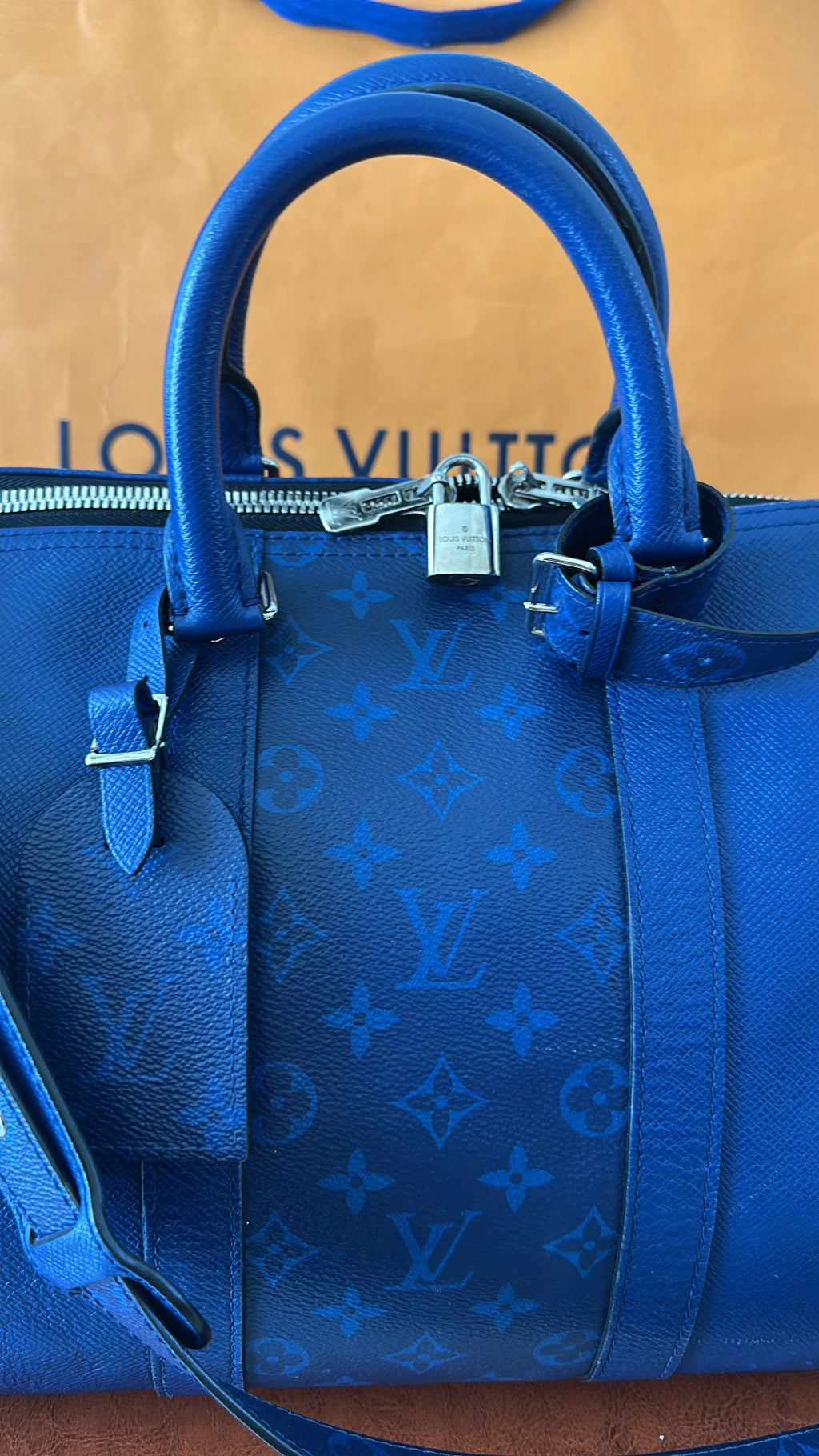 LOUIS VUITTON Keepall Bandouliere 50 Pacific Blue