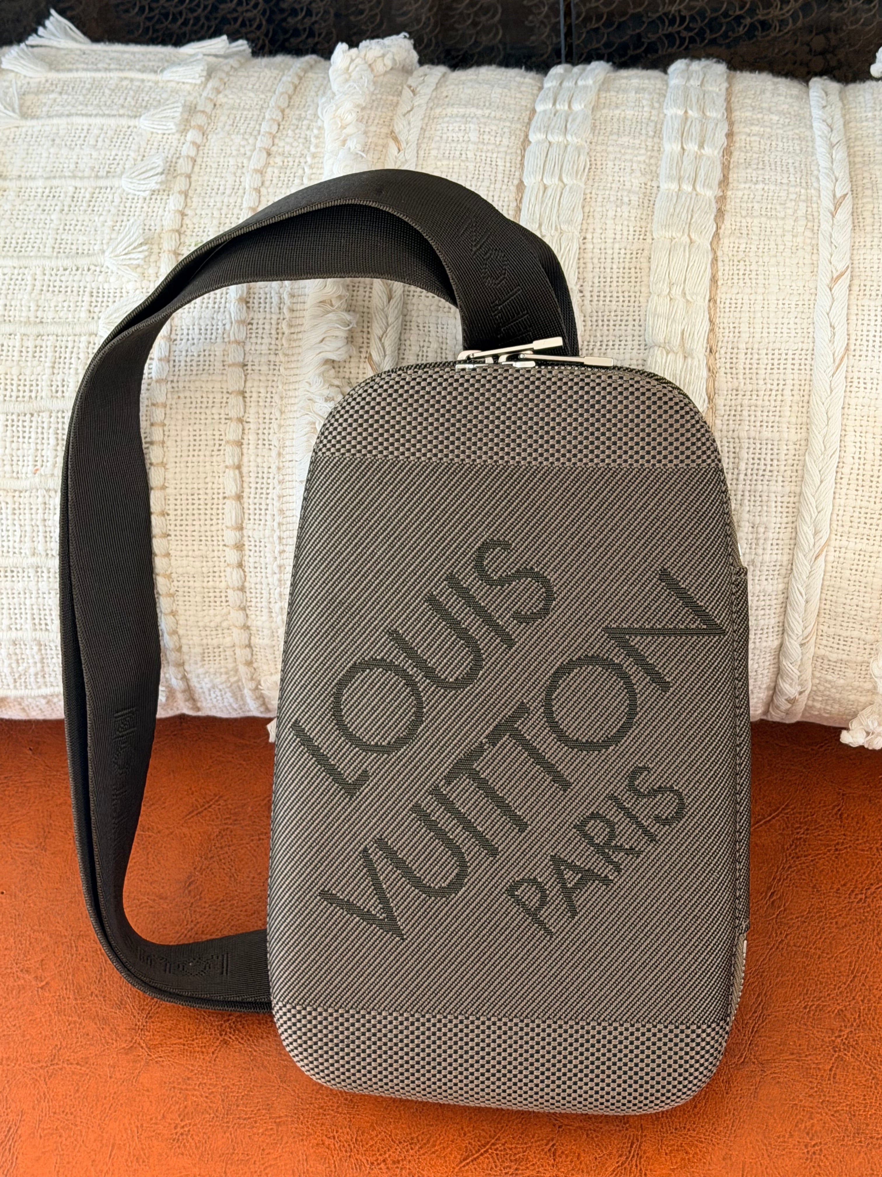Louis Vuitton Damier Géant Mage Crossbody Bag | Men’s Messenger Shoulder Bag | Preloved Luxury