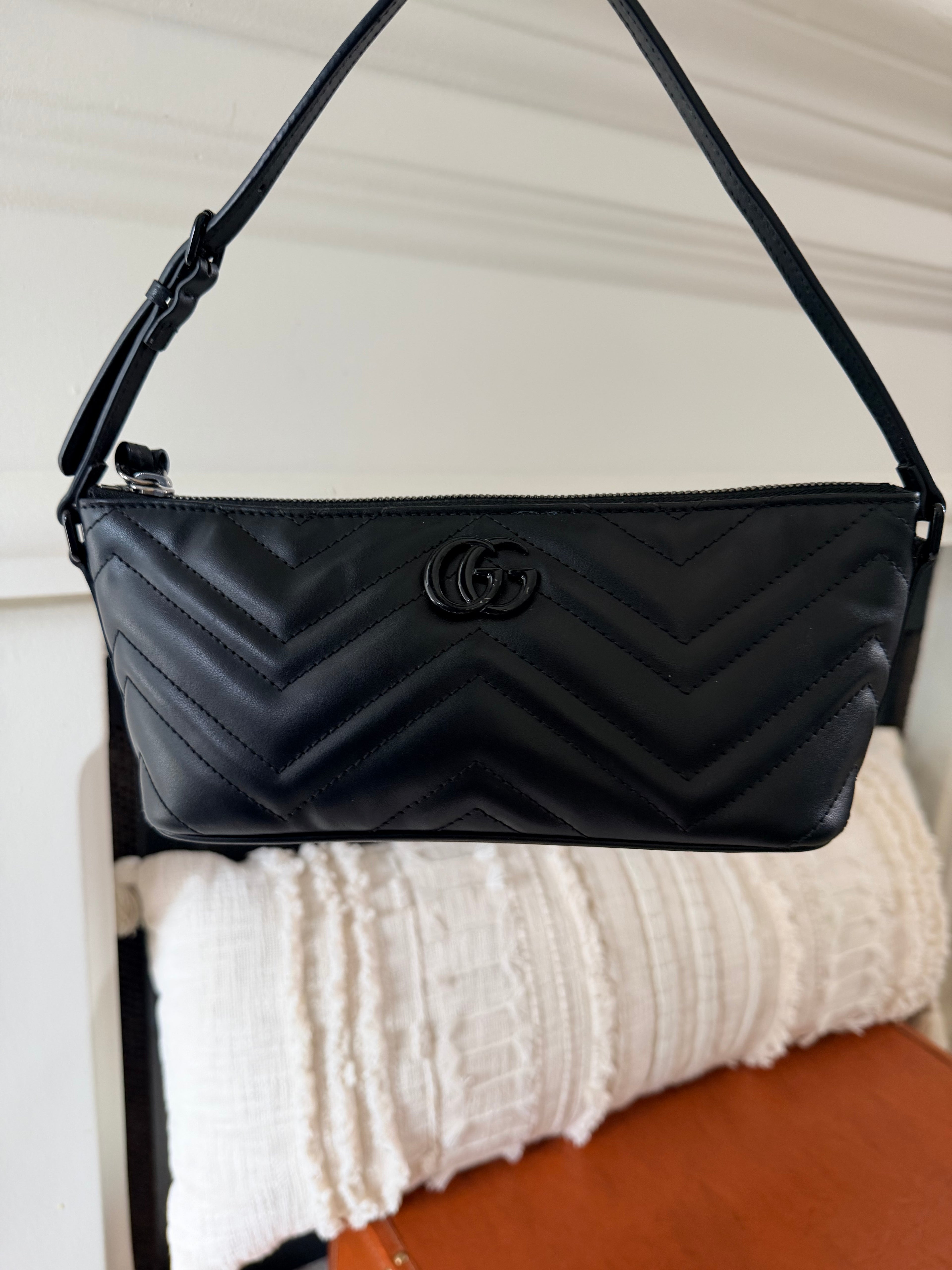 GUCCI GG Marmont Pochette Shoulder Bag Matelasse Leather Small hobo bag