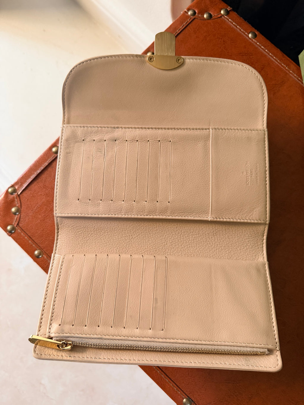 Louis Vuitton Portefeuille Amelia Mahina Trifold Wallet