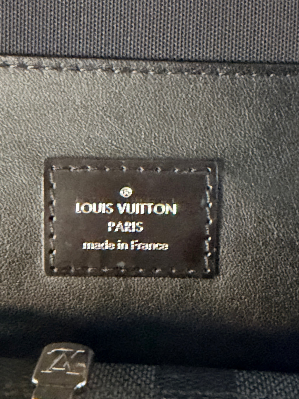 Louis Vuitton Damier Graphite Hanging Toiletry Kit Pouch