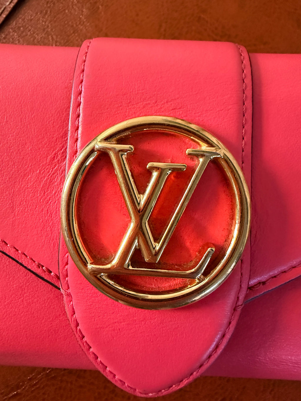 Louis Vuitton Portefeuille LV Pont Neuf Compact Grained Calf Leather Wallet