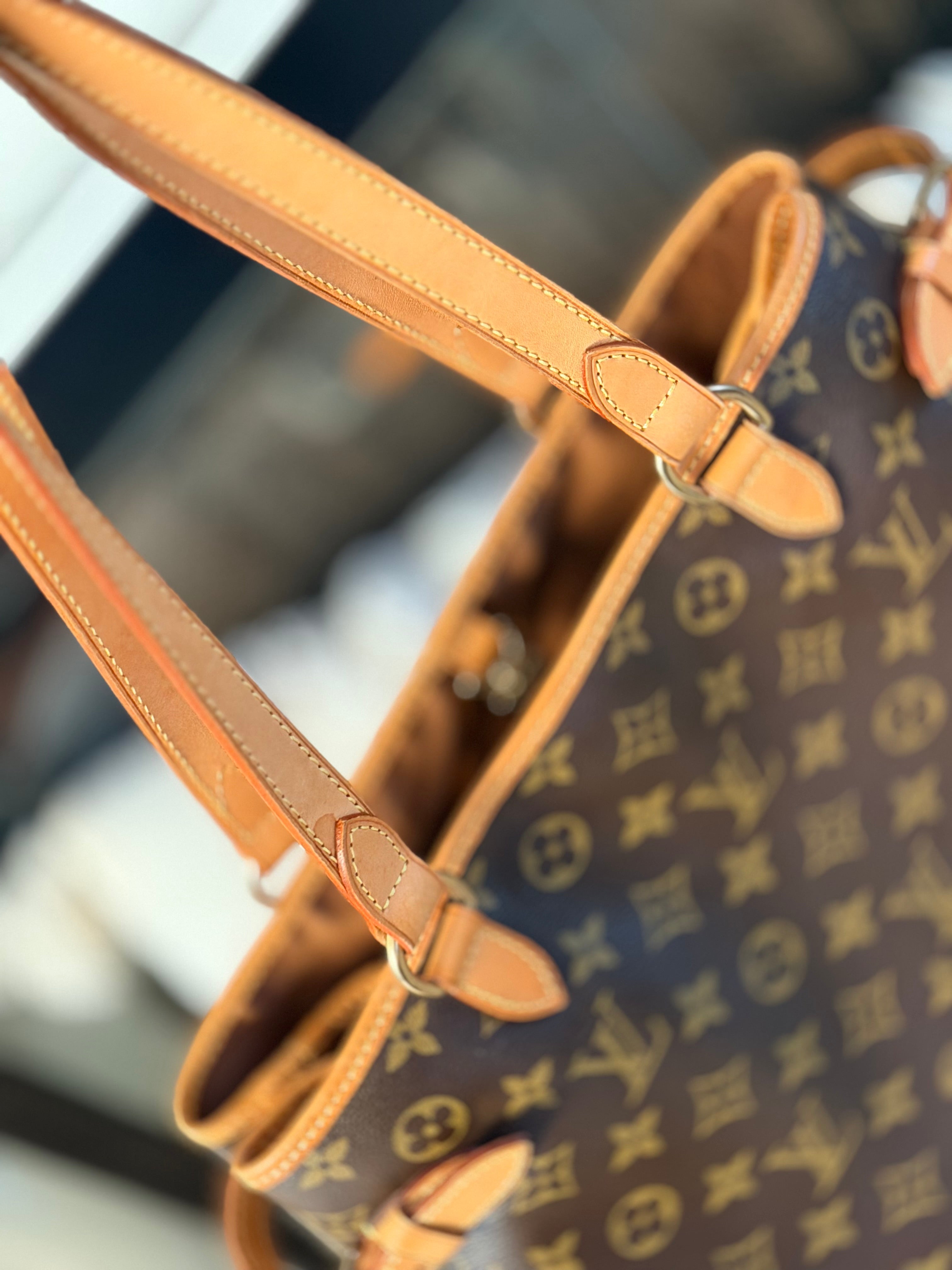 Louis Vuitton Batignolles Horizontal Monogram Shoulder Bag with