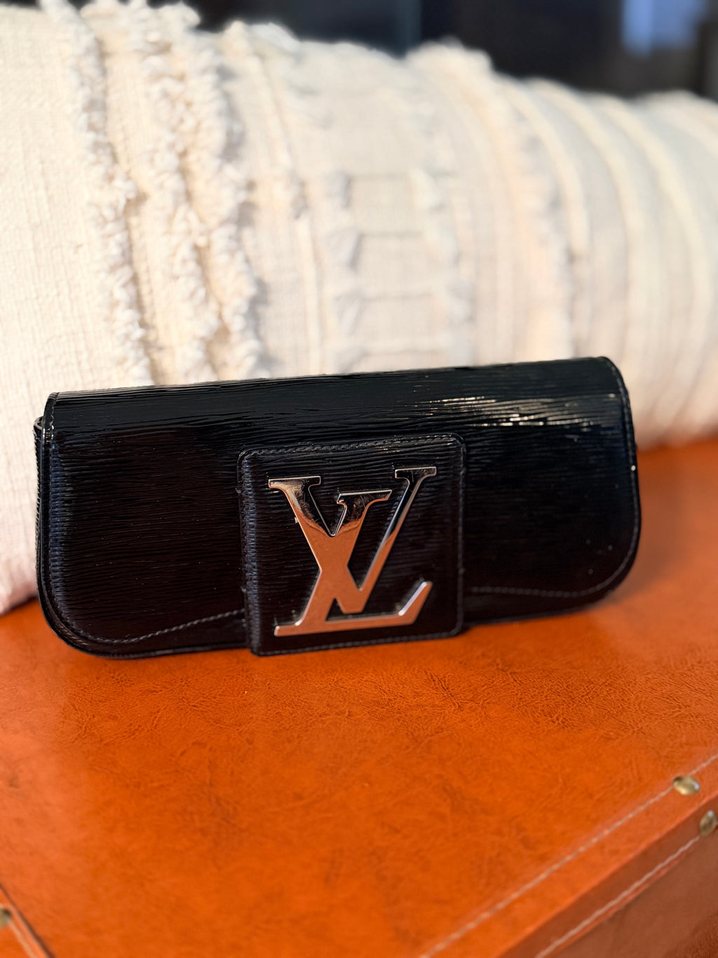 Louis Vuitton Sobe Clutch Epi Leather Black Evening Bag Silver Hardware