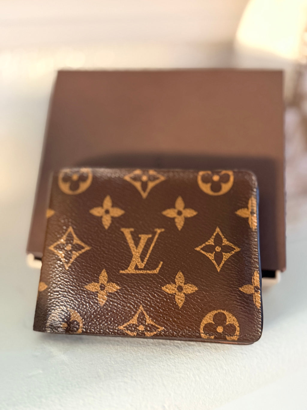Louis Vuitton Bifold Monogram wallet