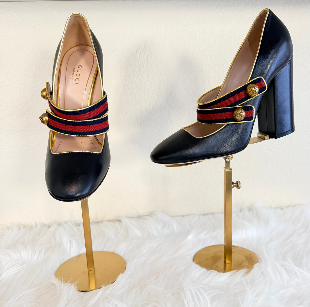 GUCCI Mary Jane pumps 💙