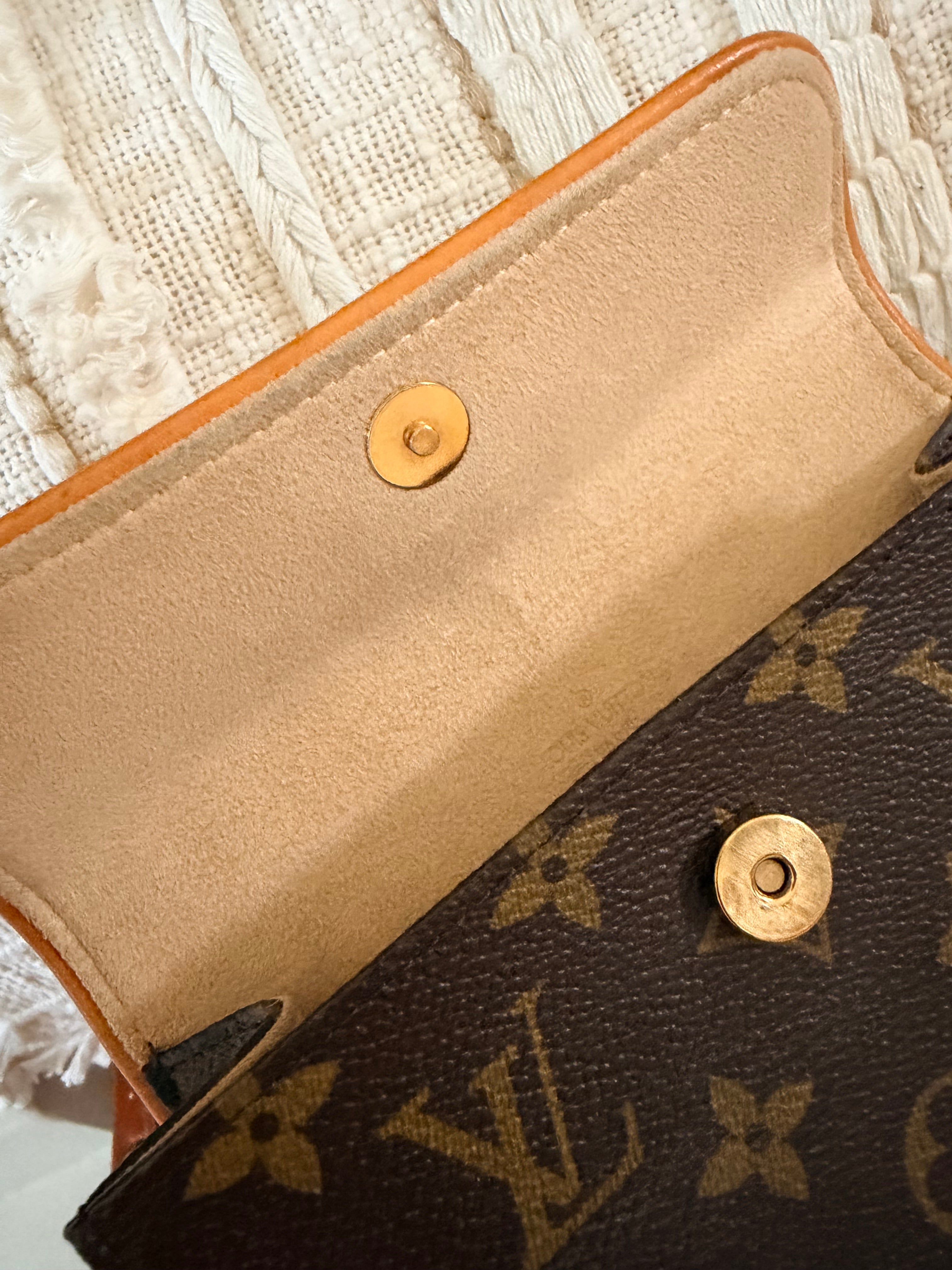Louis Vuitton Pochette Florentine Crossbody/Waist Bag