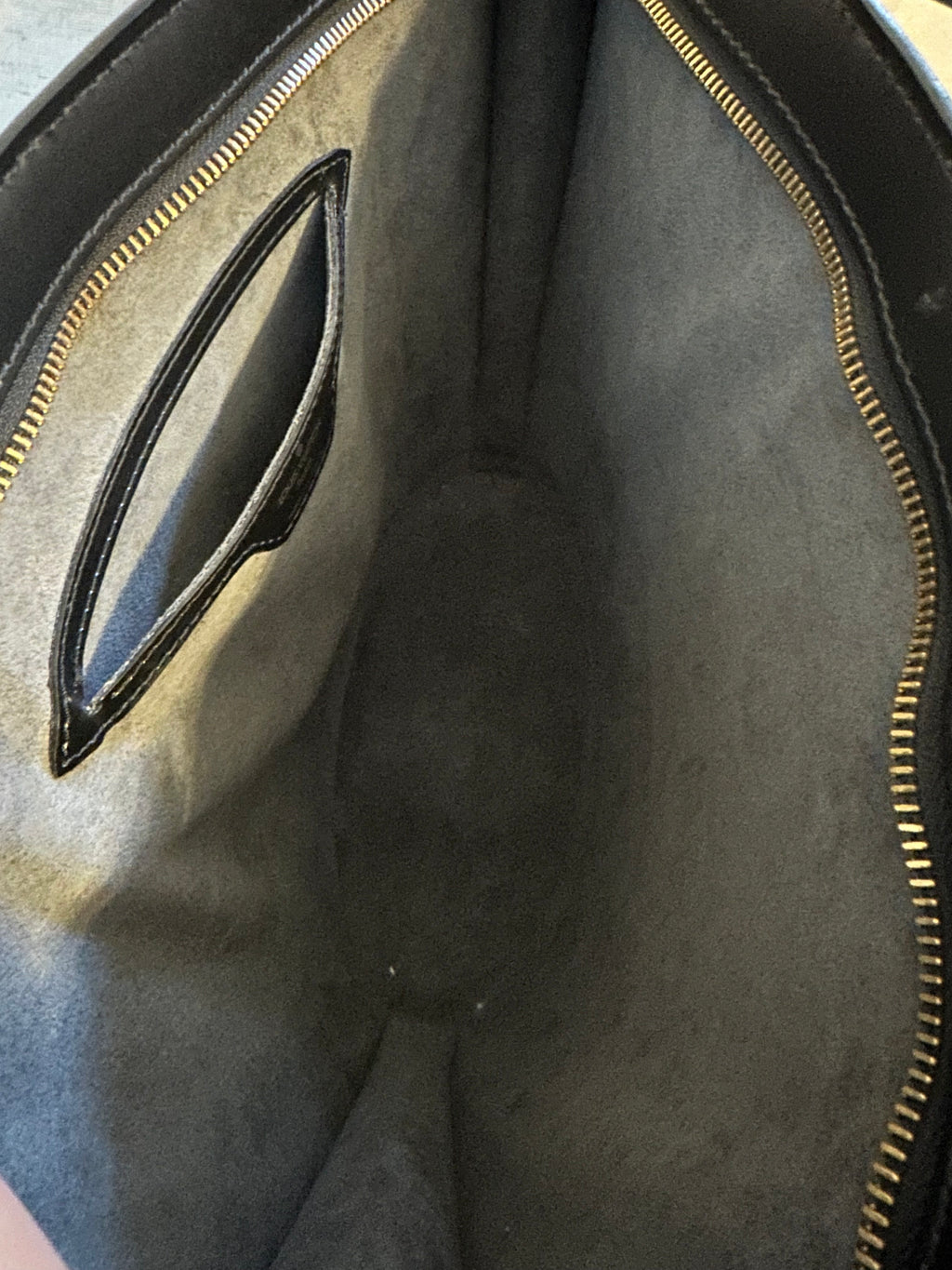 LOUIS VUITTON Saint-Jacques PM – Black Epi Leather Shoulder Tote