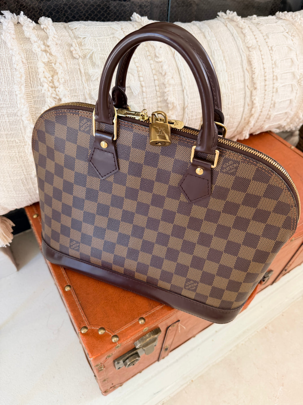 LOUIS VUITTON Damier Canvas Alma PM