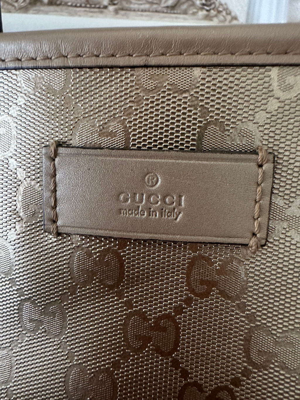 GUCCI Gold GG Imprime Supreme Tote