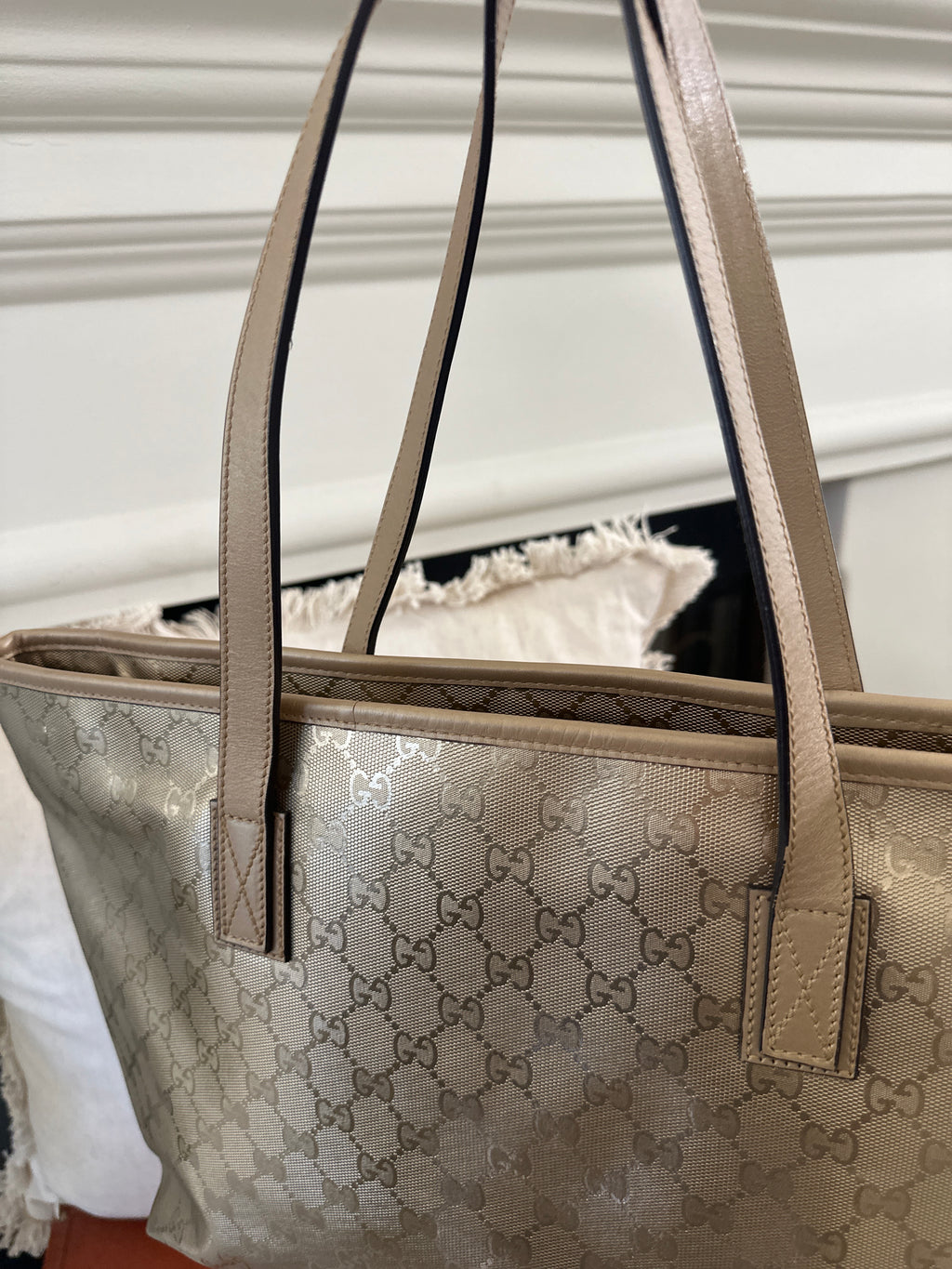 GUCCI Gold GG Imprime Supreme Tote