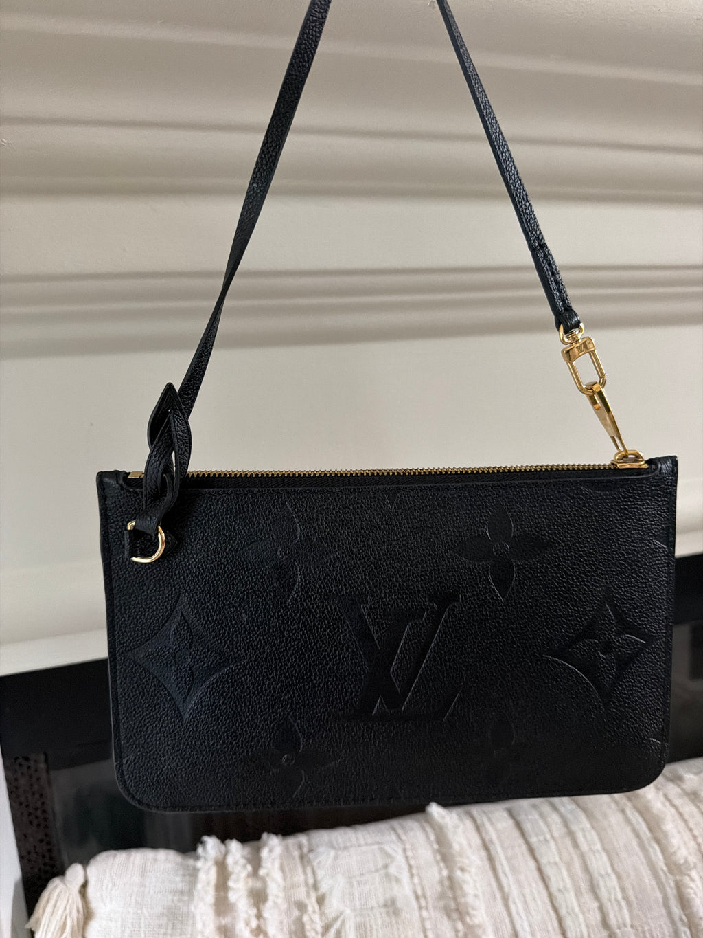 Louis Vuitton Monogram Giant Neverfull Pouch