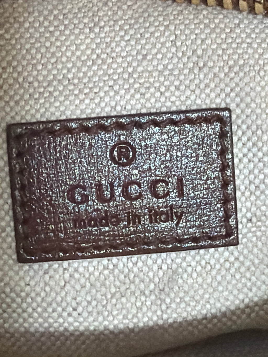 GUCCI GG Supreme Belt Bag