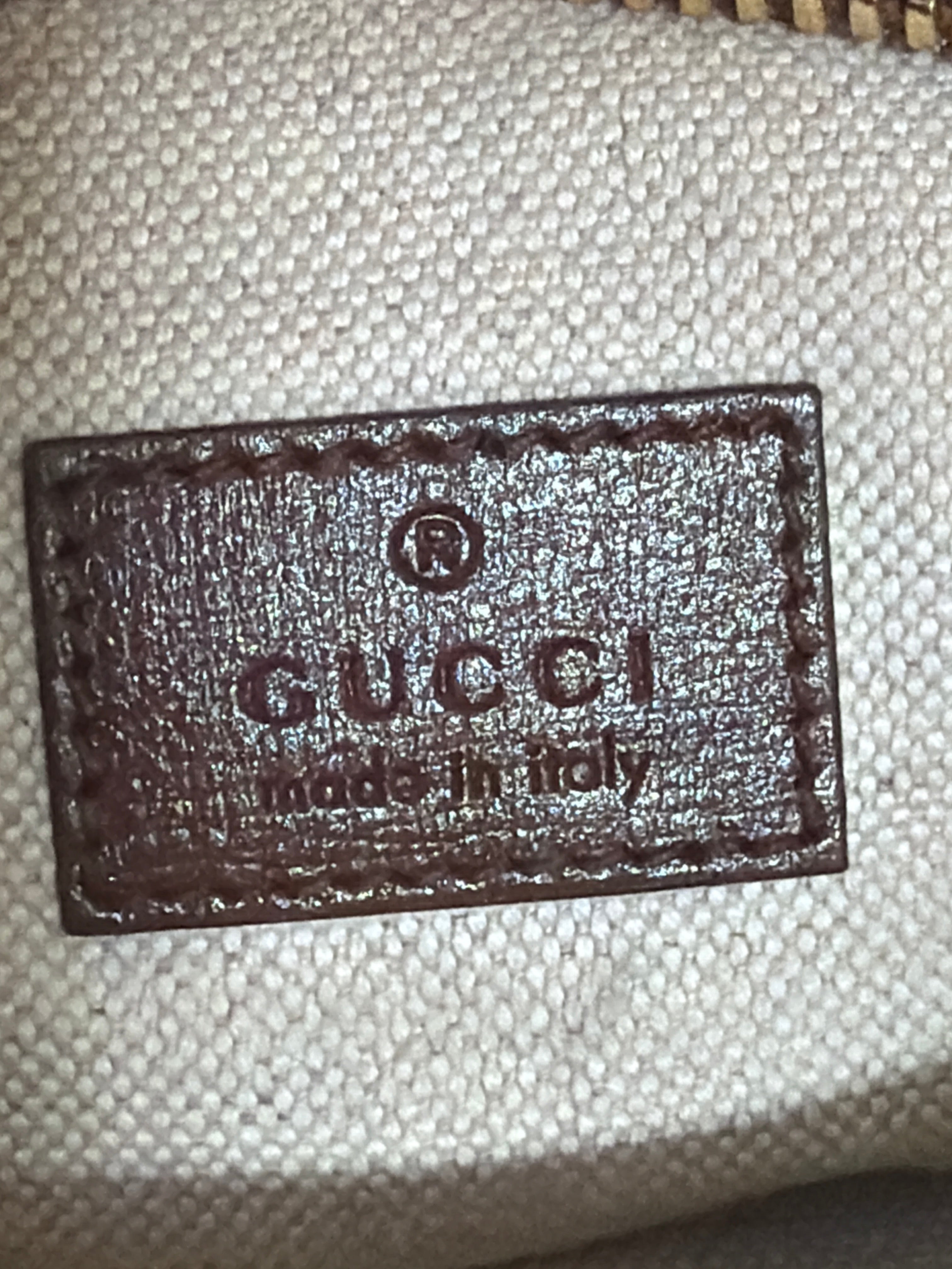 GUCCI GG Supreme Belt Bag